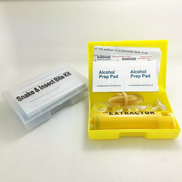 Outdoor Emergency Venom Extractor Snake Insect Bite Suction First Aid Kit