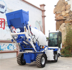 Camion malaxeur à béton d'occasion avec pompe hydraulique 2m3 - Product Image 5