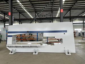 Punzonadora CNC de Torreta de 300kN con Servoaccionamiento para Fabricación de Metales en Elevadores y HVAC - Product Image 5