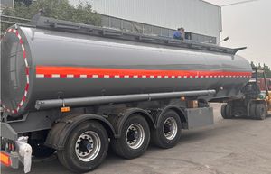 Semirremolques Cisterna de Acero al Carbono/Acero Inoxidable de 45m³ para Transporte de Petróleo, Gasolina y Diésel, para Tanzania - Product Image 3