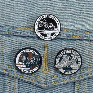 Брошь в виде черепа - Product Image 1