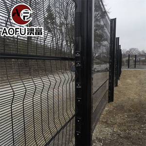 Valla Curvada <span class=keywords><strong>358</strong></span> Antiescalada de Acero de Alta Calidad con Recubrimiento por Pulverización, Alambre de 3 mm, Ancho de 2500 mm, Color Negro, para Cercado de Prisiones - Product Image 3