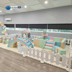 Aire de jeu commerciale de luxe pastel sur mesure Ensemble de jeu souple Terrain de jeu intérieur - Product Image 1