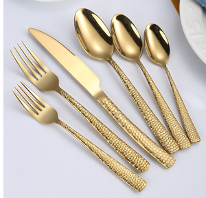 DFU233 Nouveauté Mode Spéciale – Couverts en Acier Inoxydable à Manche Martelé : Couteau de Table, Couteau à Steak, Fourchettes de Table, Fourchettes à Dessert – Personnalisables - Product Image 1