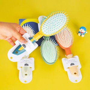 หวีลมแบบมีเบาะ แปรงผมไนลอน ขนาดใหญ่ สีผสม ใช้ในบ้าน วัสดุพลาสติก - Product Image 3