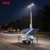 Tour d'éclairage solaire LED 4*100W TPE-900L avec panneaux 1470W et batterie 11,78 kWh pour l'éclairage des chantiers de construction, des mines et des routes