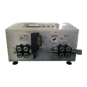 เครื่องปอกสายไฟสี่เหลี่ยมขนาดใหญ่ 4-70 อุปกรณ์การผลิตสายไฟหุ้มพลังงานใหม่อัตโนมัติ - Product Image 4