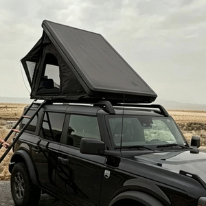 Tente de toit rigide 4 saisons 4 personnes imperméable pour SUV, tente de toit tout-terrain avec panneau solaire et ouverture latérale - Product Image 1
