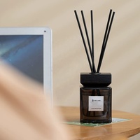 Coffret cadeau de Noël, diffuseur de forme carrée, flacon noir, couvercle en bois, marque privée, diffuseur de roseaux de luxe