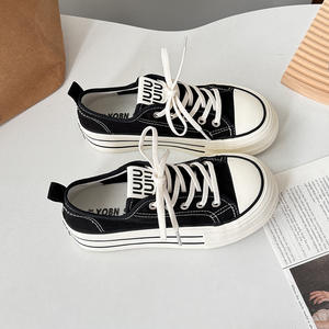 Chaussures en toile à semelle épaisse pour femmes avec lacets, chaussures décontractées pour étudiants du campus, chaussures de marche en plein air pour filles, style toile - Product Image 4