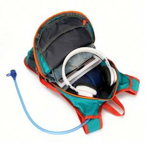 Chaleco Deportivo Unisex al por Mayor para Ciclismo, Senderismo, Impermeable, de Poliéster Ligero, con Mochila de Hidratación y Logotipo Personalizado - Product Image 3