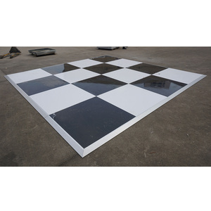Pista de baile portátil de madera para exteriores con acabado brillante para decoración de fiestas - Product Image 2