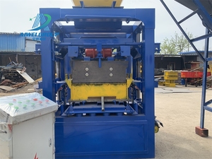 QT4-24 Manuelle Blockherstellungsmaschine Pflasterstein- und Ziegelherstellungsmaschine mit Motor auf Zementbasis für die Bauindustrie - Product Image 4