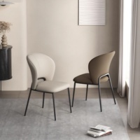 Chaise de luxe minimaliste en fer et cuir PU, avec un design durable, pieds en métal, haut de gamme pour la maison, le bureau et l'hôtel