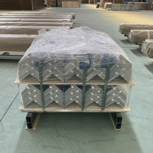 Flashings <span class=keywords><strong>en</strong></span> aluminium et galvanisé de 4 pouces x 4 pouces x 8 pouces - Product Image 6