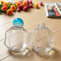 Bouteilles de diffuseur de parfum en plastique de luxe vides de 100 ml, forme hexagonale plate unique, pour une ambiance fraîche