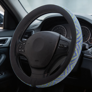 Funda de Volante con Pedrería Brillante y Diseño a Cuadros, Universal para la Mayoría de los Vehículos, Protector Ligero - Product Image 2