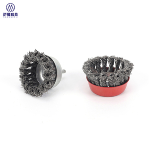 <span class=keywords><strong>Brosse</strong></span> à fil noué de qualité industrielle <span class=keywords><strong>pour</strong></span> <span class=keywords><strong>meuleuse</strong></span> <span class=keywords><strong>d</strong></span>'<span class=keywords><strong>angle</strong></span>, <span class=keywords><strong>pour</strong></span> le <span class=keywords><strong>d</strong></span>écapage de la rouille, le <span class=keywords><strong>d</strong></span>écapage de la peinture et le <span class=keywords><strong>d</strong></span>ébavurage des surfaces métalliques - Product Image 3