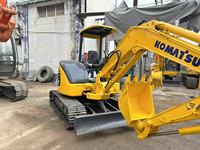 Komatsu PC40 d'occasion, d'origine japonaise, 4 tonnes, conception à queue ronde, bras rotatif, projets municipaux, faible nombre d'heures de fonctionnement