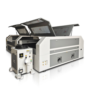 Máquina de Corte Láser Automática 1530 con Rack Cerrado, 1500x3000mm, Transmisión de Alta Velocidad para Producción Industrial - Product Image 1