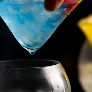 <span class=keywords><strong>Verre</strong></span> à <span class=keywords><strong>Cocktail</strong></span> Double <span class=keywords><strong>Verre</strong></span> Martini <span class=keywords><strong>Verre</strong></span> <span class=keywords><strong>Triangle</strong></span> Avec Base Bar Réfrigéré Boisson Mélange Verres - Product Image 5