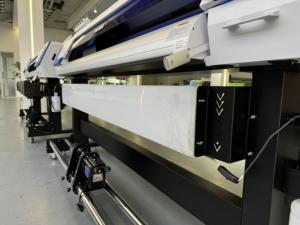 Hancolor Factory Double Head UV <b>Printer</b> <b>Eco</b> <b>Solvent</b> Inkjet Banner <b>Printers</b> Roll to Roll UV <b>Printer</b> - Product Image 6