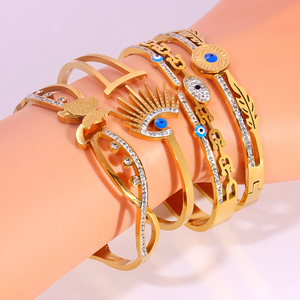 Bộ trang sức không thấm nước, không bị xỉn màu, mạ vàng 18K, thép không gỉ, dành cho cặp đôi nữ, đính đá zircon toàn bộ, kiểu vòng tay đeo móng tay - Product Image 3