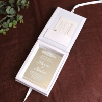 Invitations de mariage personnalisées en acrylique argenté brillant, faites à la main, impression blanche, boîte en velours rigide, papier de haute qualité
