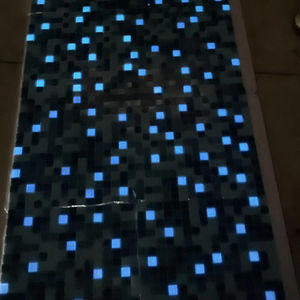 <span class=keywords><strong>Di</strong></span> alta qualità bagliore scintillante blu in forma quadrata scura Chip perla Villa incandescente piscina <span class=keywords><strong>mosaico</strong></span> <span class=keywords><strong>di</strong></span> piastrelle <span class=keywords><strong>di</strong></span> <span class=keywords><strong>vetro</strong></span> - Product Image 2