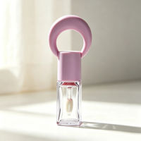Tube carré transparent pour huile à lèvres avec logo personnalisé, 5,5 ml, capuchon à anneau large, pinceau souple pour blush liquide, emballage pour gloss à lèvres