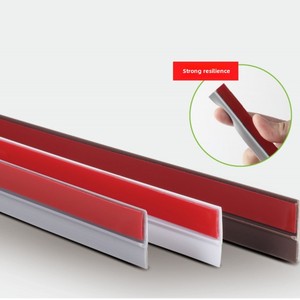 Moderna Spazzola Adesiva in PVC Anti-Vento, Guarnizione Durevole per Porte e Striscia Sigillante Inferiore, Guarnizione Insonorizzante per Porte in PVC - Product Image 2