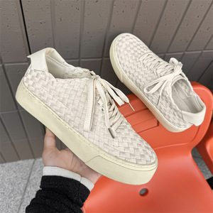 Zapatos Deportivos Casuales para Hombre, Verano 2026, Transpirables, Hechos a Mano, con Suela Gruesa Tejida, Versátiles, de Malla Blanca - Product Image 3