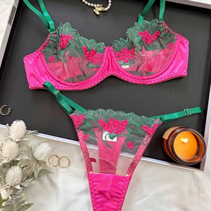 ชุดชั้นในเซ็กซี่ลายดอกไม้ปักลายลูกไม้แบบ Thong สีดำ แดง เขียว ระบายอากาศได้ดี กางเกงในเอวต่ำ 2 ชิ้น - Product Image 2