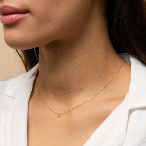 Collier pendentif en forme de petite étoile minimaliste uni en argent sterling 925 - Product Image 4