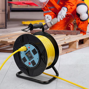 Enrouleur de câble électrique prises US EU 20M 25M 40M 50M Câble rétractable IP44 pour usage domestique et extérieur - Product Image 3