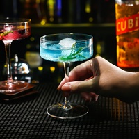 Coupes à vin en cristal sans plomb de 6 oz, faites à la main, avec pied, pour cocktails