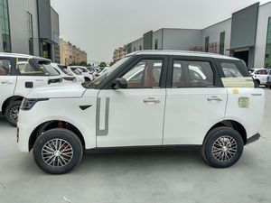 Véhicule électrique de nouvelle énergie de pointe 3500w Land <span class=keywords><strong>Rover</strong></span> 4*2 <span class=keywords><strong>Mini</strong></span> SUV bon marché <span class=keywords><strong>Range</strong></span> <span class=keywords><strong>Rover</strong></span> Voiture électrique compacte pour la famille adulte - Product Image 4