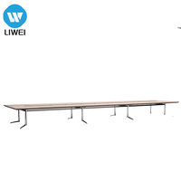 Table de conférence moderne modulaire écologique avec pieds en acier inoxydable réglables en hauteur, pliables et extensibles en bois