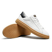 Faible MOQ, baskets personnalisées de haute qualité, en cuir microfibre, légères, augmentant la taille, noir, blanc, marron, printemps, automne