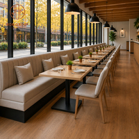 Ensemble de restaurant élégant sur mesure Ron Group : table carrée en bois et banquette rembourrée en tissu, mobilier commercial, chaise