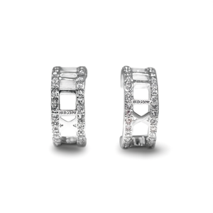 Orecchini a Cerchio E2763 in Oro con Diamanti Taglio Brillante, Incastonatura a Canale, Design Geometrico di Lusso Unisex per Uso Quotidiano - Product Image 1