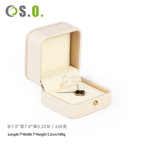 กล่องใส่เครื่องประดับหนัง PU รุ่นใหม่ มุมโค้งมน ขอบสีทอง พร้อมบริการสกรีนโลโก้ สำหรับแหวน สร้อยคอ และเครื่องประดับเพชร - Product Image 1