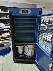 Générateur d'eau atmosphérique solaire 80L pour la production d'eau potable, idéal pour la maison, les zones rurales et les lieux isolés, assurant une alimentation en eau propre et sûre pour les voitures. - Product Image 6