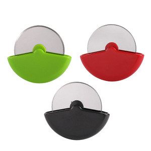 Cortador de <span class=keywords><strong>Pizza</strong></span> Circular de Acero Inoxidable, Portátil, Multifuncional, con Mango de Plástico, para Moldear, Hornear y Rebanar Masa - Product Image 6