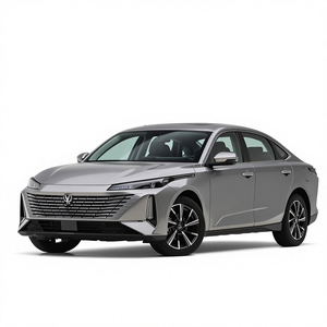 Changan Eado EV d'occasion, berline, conduite à gauche, avec une autonomie de 301 à 400 km et une batterie de 50 à 70 kWh - Product Image 1