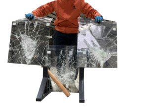 ฟิล์มกันรอย กันกระสุน กันแตก ป้องกันการระเบิด แบบม้วน สำหรับอาคาร รถยนต์ กระจกหน้าต่าง เพื่อความปลอดภัย - Product Image 4