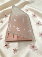 Palette de maquillage vide à 10 grilles avec couvercle transparent et base rose pour fard à paupières personnalisé et cosmétique