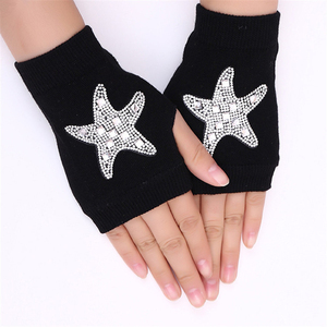 Guanti a mano lavorati a maglia in misto lana invernale personalizzati guanti da donna caldi senza dita con gioielli - Product Image 4