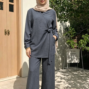 Ensemble Abaya Modeste en Lin Froissé Deux Pièces avec Ceinture Kimono, Haut à Poches et Pantalon Large – Tenue de Mode Islamique pour Femme (2347+1909) - Product Image 1