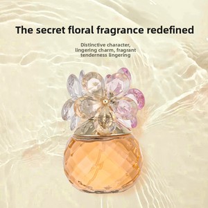 Parfum international le plus vendu Blissful <span class=keywords><strong>Blossom</strong></span> <span class=keywords><strong>Eau</strong></span> <span class=keywords><strong>de</strong></span> <span class=keywords><strong>Toilette</strong></span> pour femmes, floral léger longue durée - Product Image 4